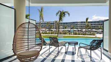 Swim Up Junior Suite | View from room