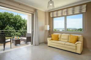 Villa, 3 Bedrooms | Living room | Flat-screen TV, fireplace - Marmo Residence (Chania)