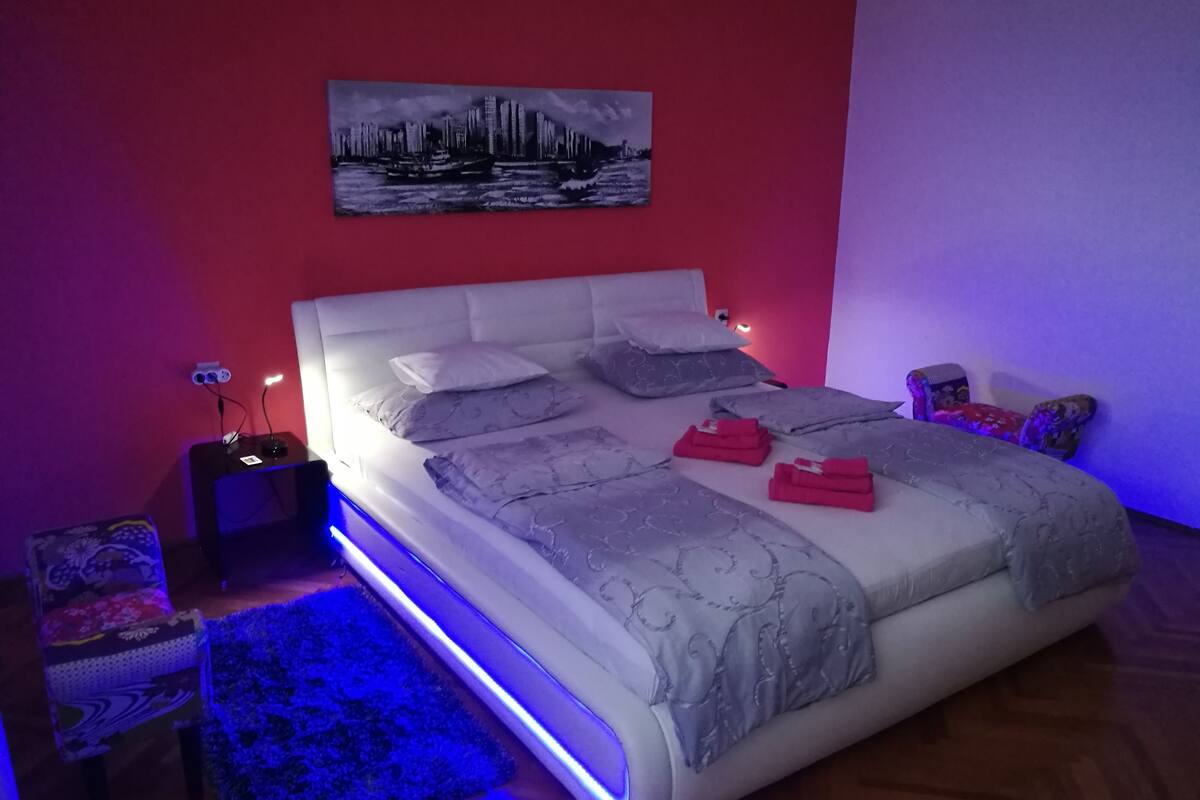 Premium bedding, memory-foam beds, in-room safe, individually decorated