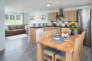 Cabin, 3 Bedrooms (Hadrian Lodge) - Brown Rigg Lodges (Hexham)