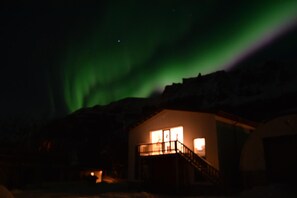 Exterior - Hörgsland Guesthouse (Kirkjubaejarklaustur)