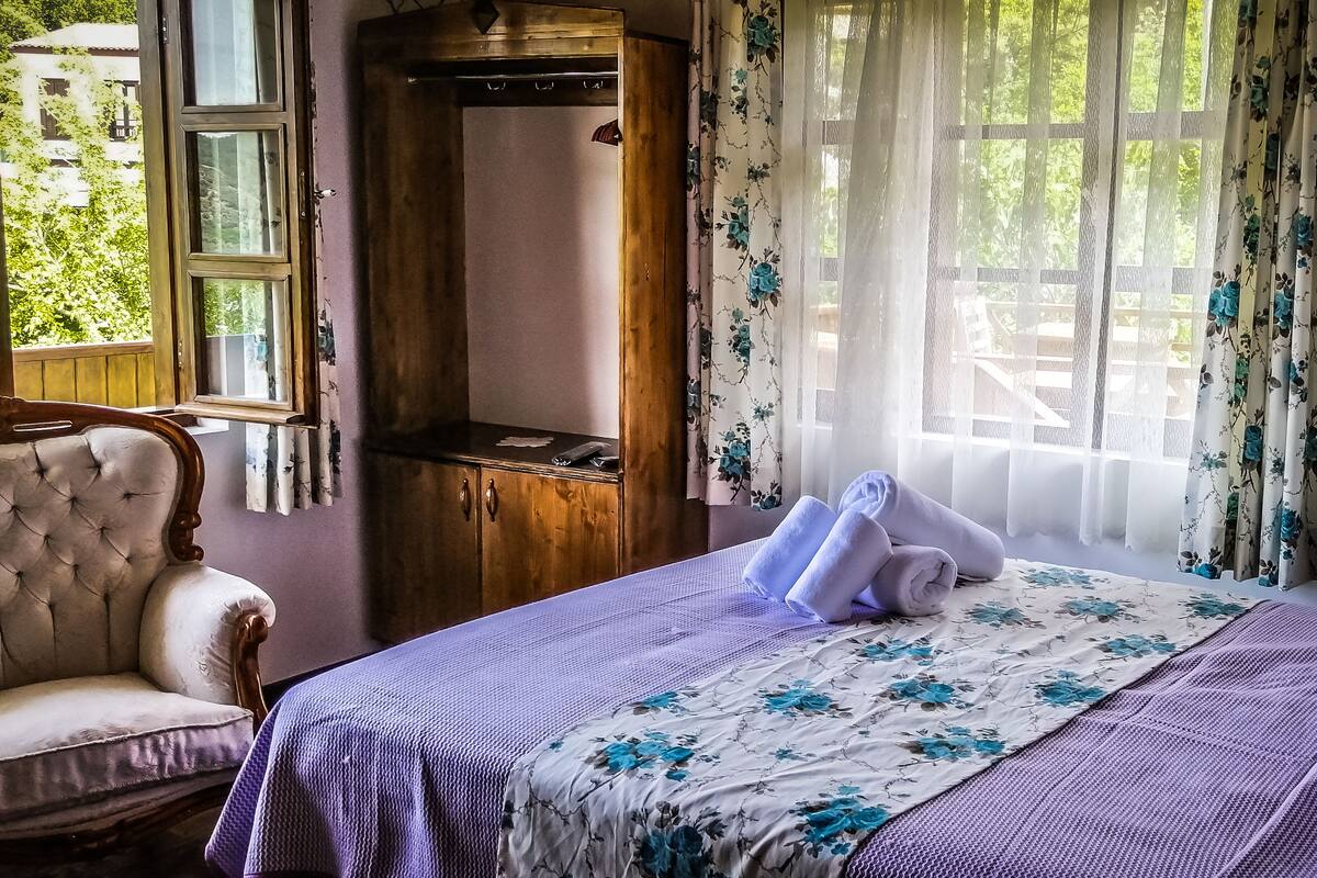 1 bedroom, desk, rollaway beds, free WiFi