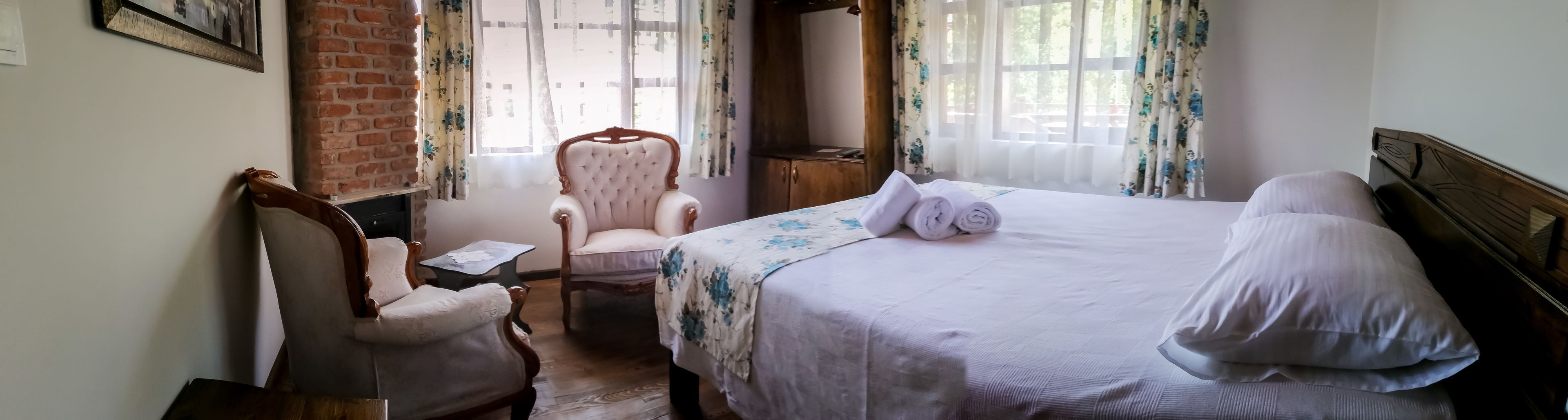 deluxe room, mountain view | 1 bedroom, desk, rollaway beds, free wifi