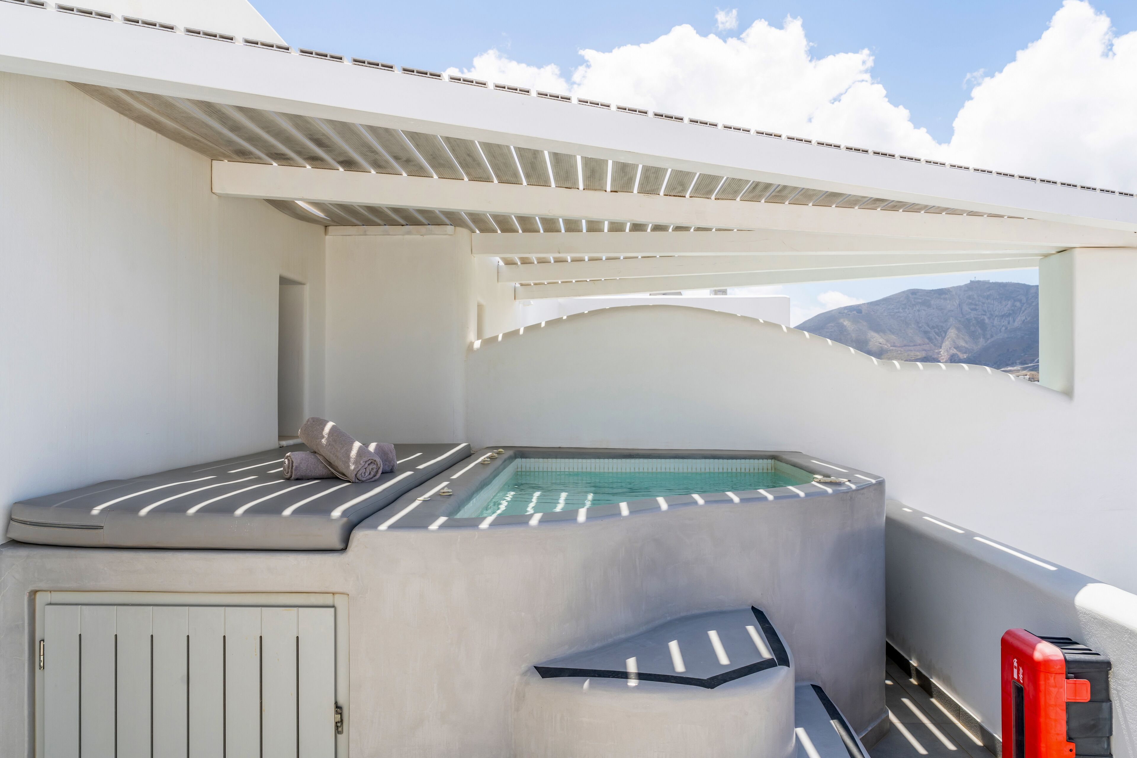 Photo - Marvarit Suites