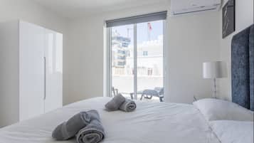 Apartamento urbano, 3 quartos (4055) (Emms 2) | 3 quartos, individualmente decorados, individualmente mobiliados