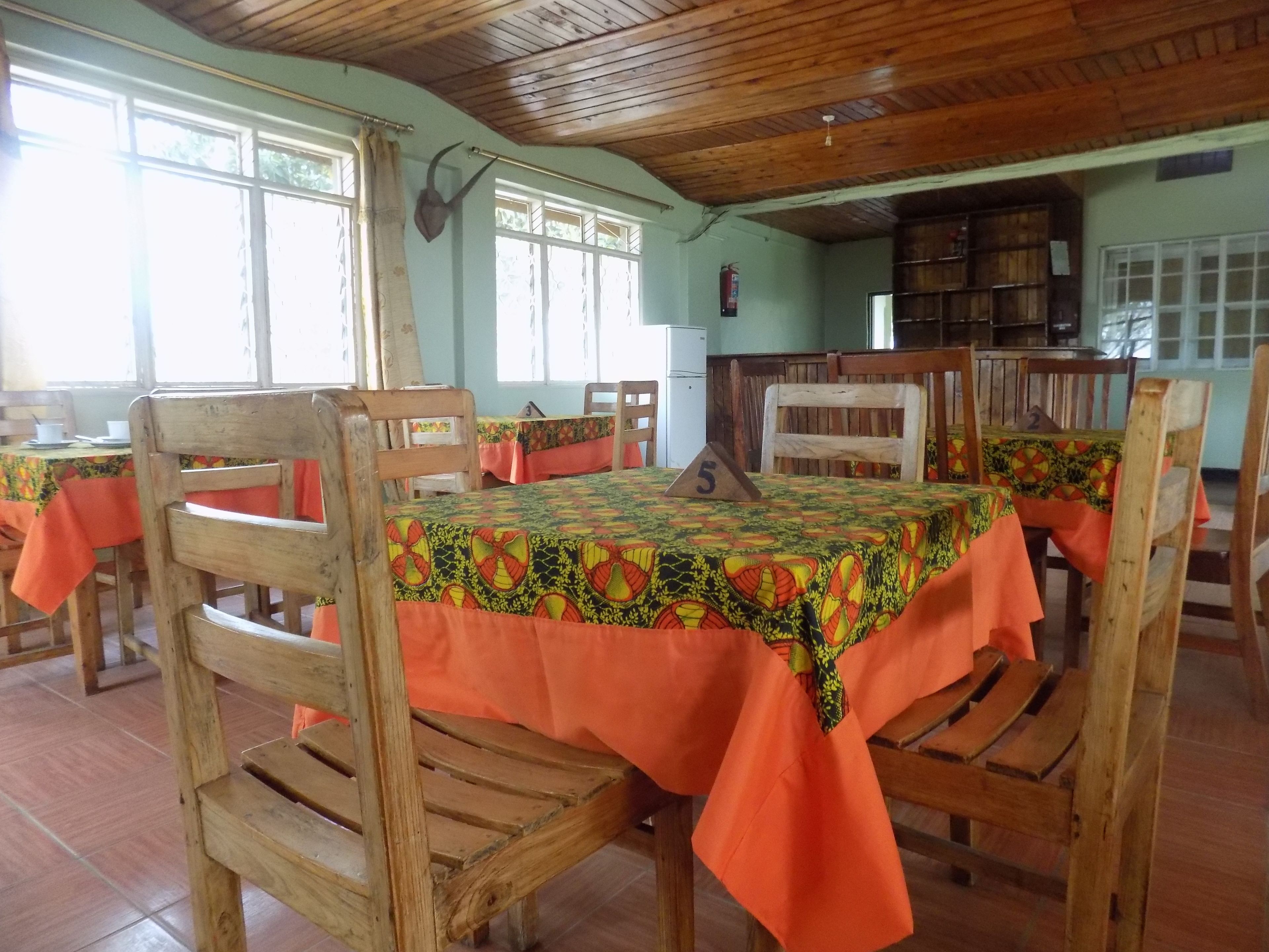 Breakfast, lunch and dinner served