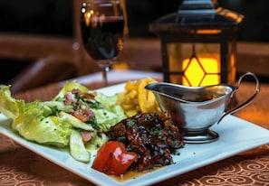 Free daily continental breakfast  - Kaazi Beach Resort (Kampala)