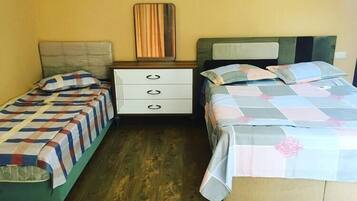 Soundproofing, free WiFi, bed sheets