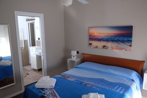 1 chambre, bureau, Wi-Fi gratuit, draps fournis