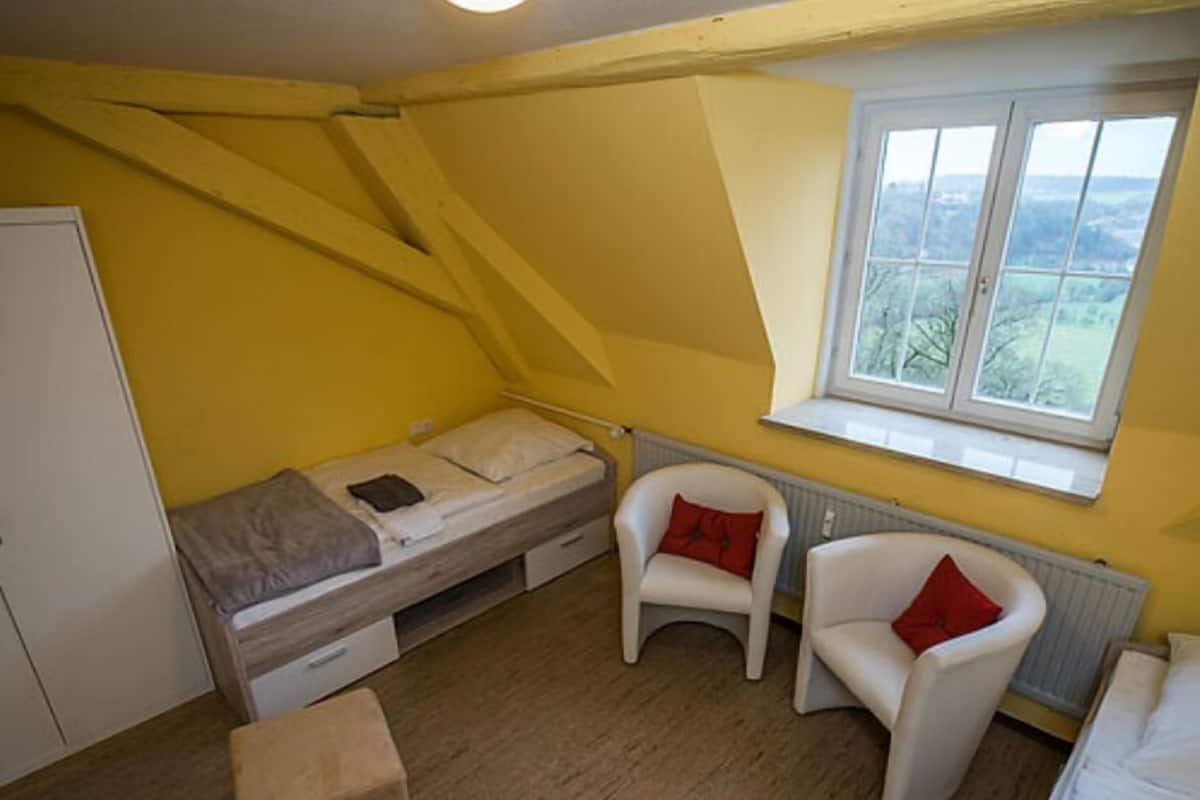 Desk, iron/ironing board, rollaway beds, free WiFi