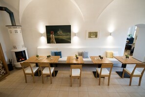Daily buffet breakfast for a fee - Biohotel Schloss Kirchberg (Kirchberg an der Jagst)