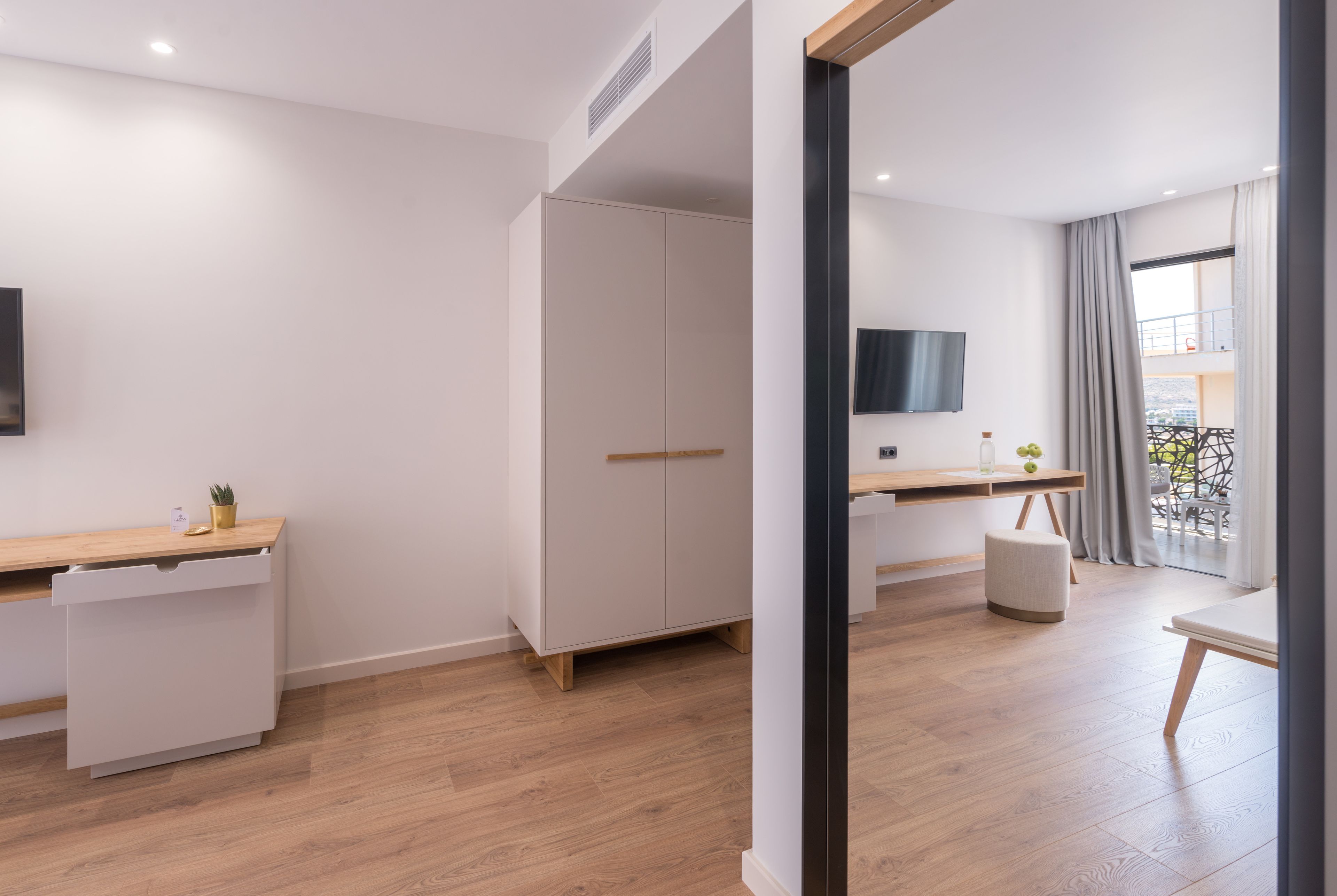 double or twin room, balcony, partial sea view | 1 bedroom, premium bedding, minibar, in-room safe