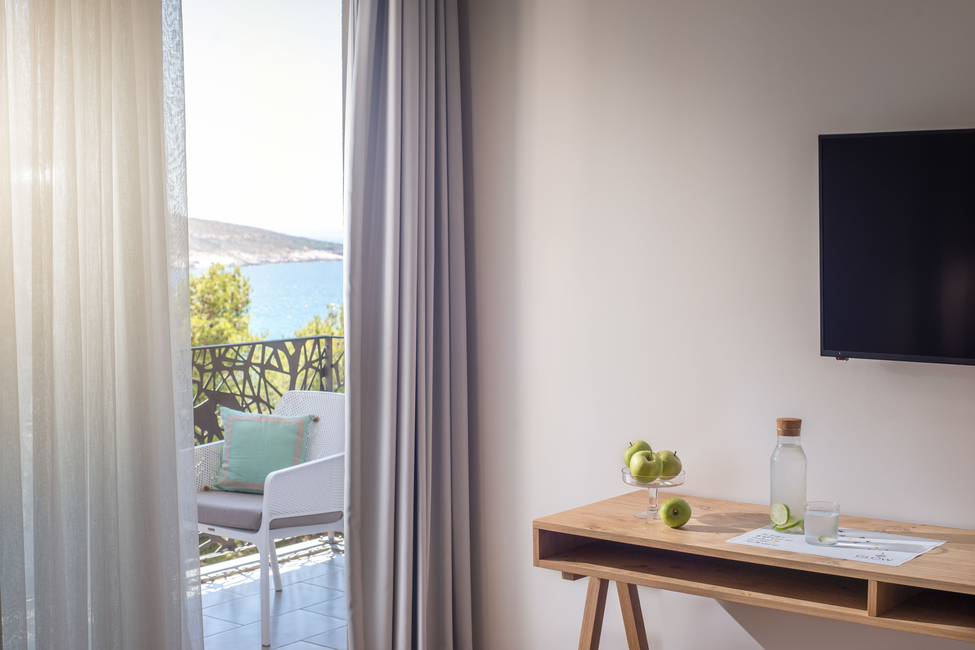 double or twin room, balcony, partial sea view | 1 bedroom, premium bedding, minibar, in-room safe