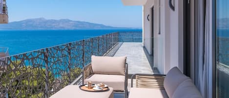 Deluxe-Suite, Balkon, eingeschränkter Meerblick | Blick vom Balkon