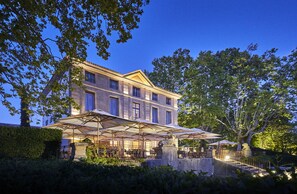 Fasade – kveld/natt