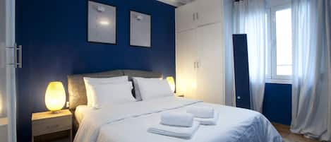 Apartment | Free WiFi, bed sheets