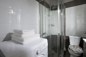 Apartment | Badezimmer