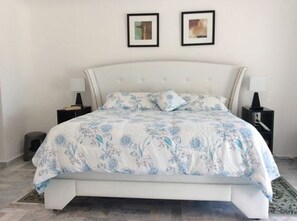 Executive Condo, Multiple Beds, Sea View | 3 bedrooms, individually decorated, individually furnished - Caribbean Reef Villas (Puerto Morelos)