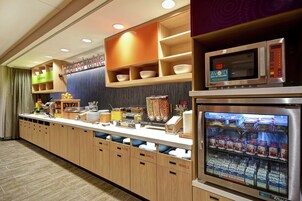 包含每日自助早餐