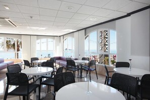 บาร์ (ในที่พัก)