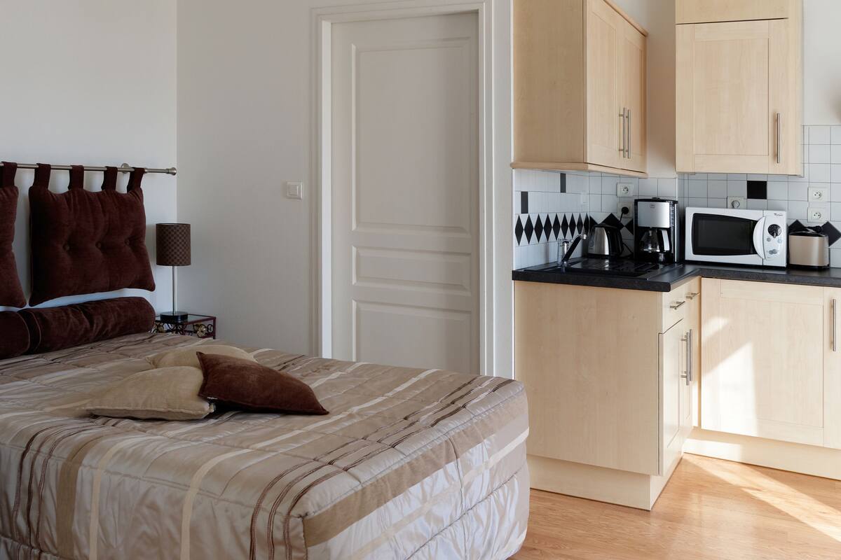 Estudio | Wifi gratis y ropa de cama