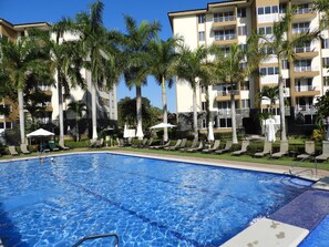 Skrivbord, arbetsyta för laptop och gratis wi-fi