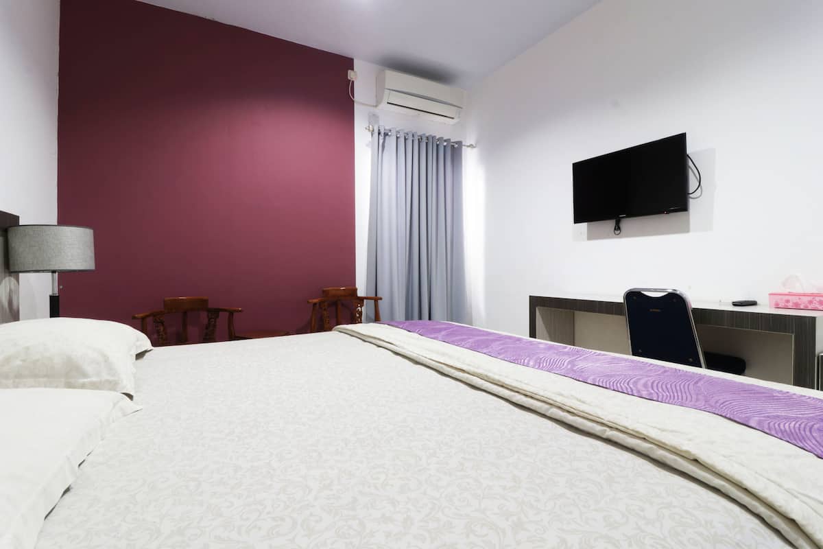 Deluxe Room | Free WiFi, bed sheets