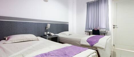 Standard Room | Free WiFi, bed sheets