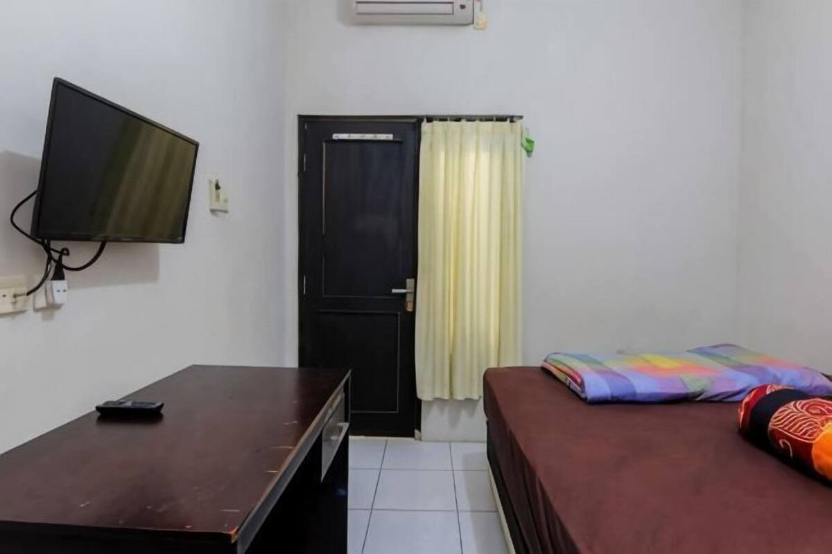 Ropa de cama hipoalergénica, escritorio, tabla de planchar con plancha