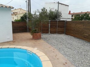 Outdoor pool -  Very Large House 150 meters from the beach and shops (L'Escala)