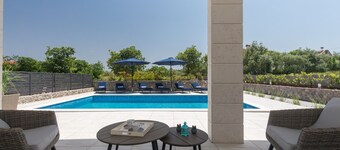 Beautiful Villa Magdalena - Porat