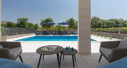 Beautiful Villa Magdalena - Porat