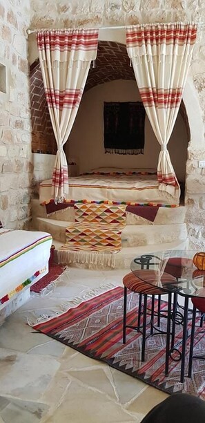 Romantic Quadruple Room | Blackout curtains, soundproofing, iron/ironing board - Dar Ayed Tamezret (Matmata)