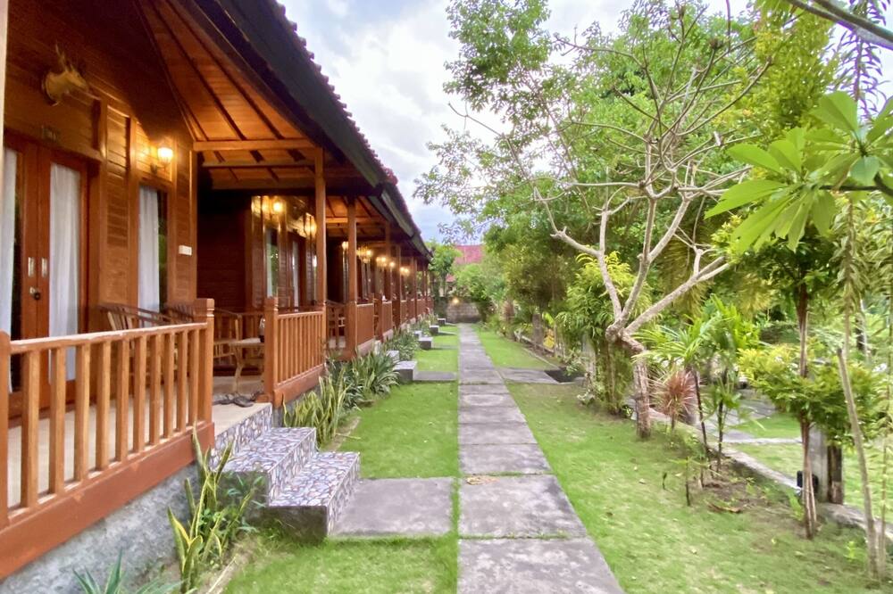 Kamasan Cottage By Reccoma