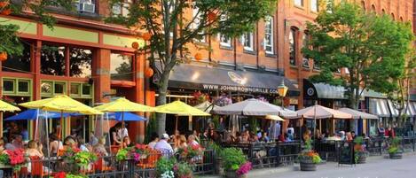 Udendørs spisemuligheder