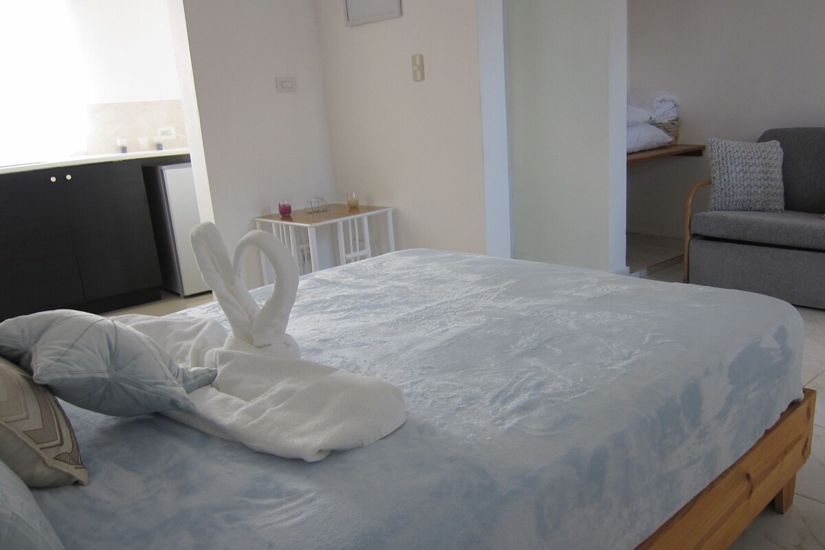 1 habitación y caja de seguridad en la habitación 