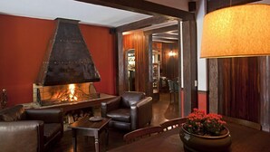 Fireplace - Capim Limão Itaipava Hotel (Petrópolis)