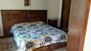 Quarto casal standard | Frigobar, cortinas blackout, camas extras/dobráveis (sobretaxa)