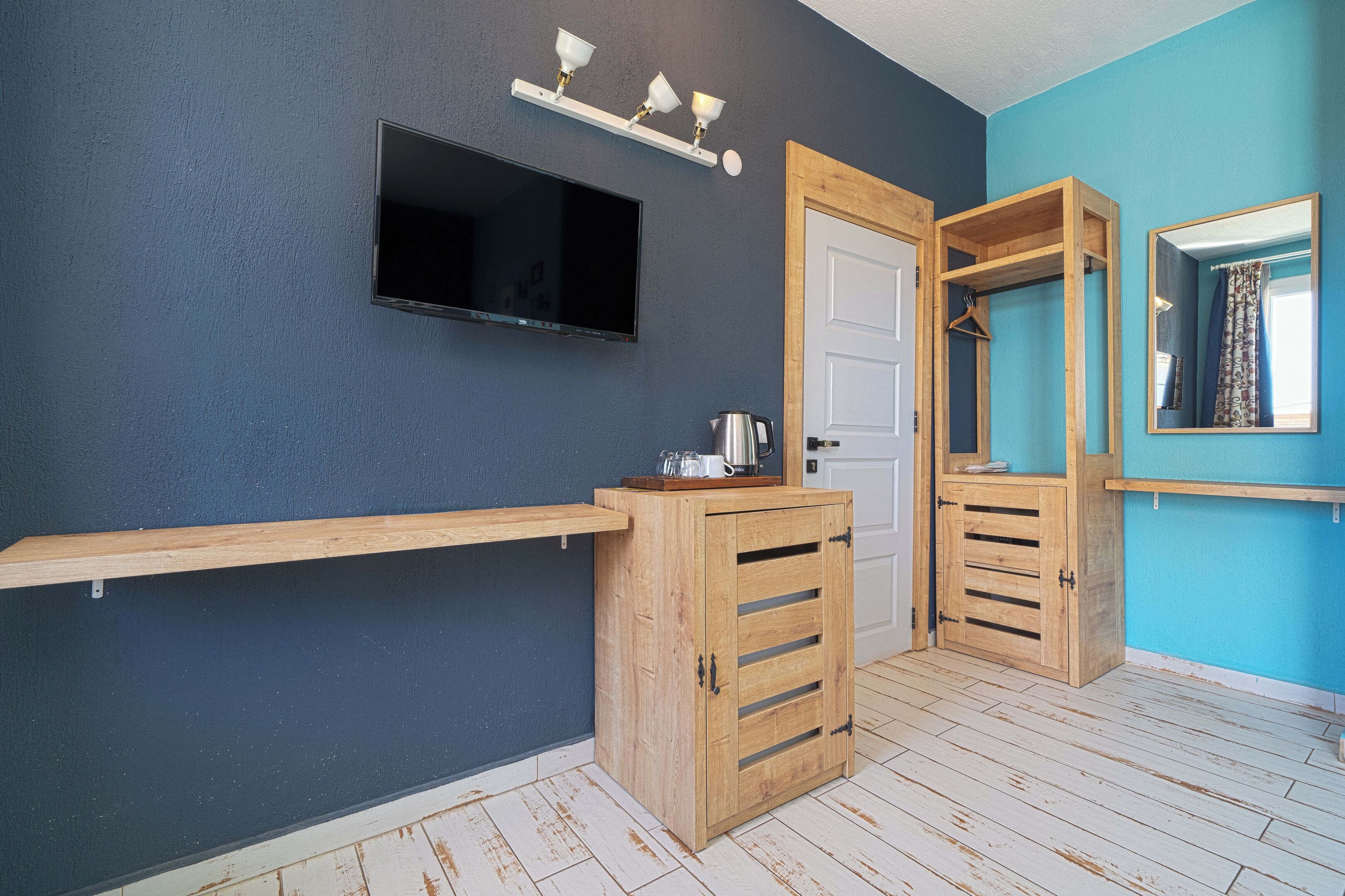 standard double room, city view | in-room safe, desk, free wifi, bed sheets