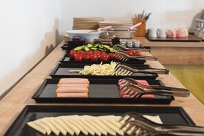 Petit déjeuner buffet