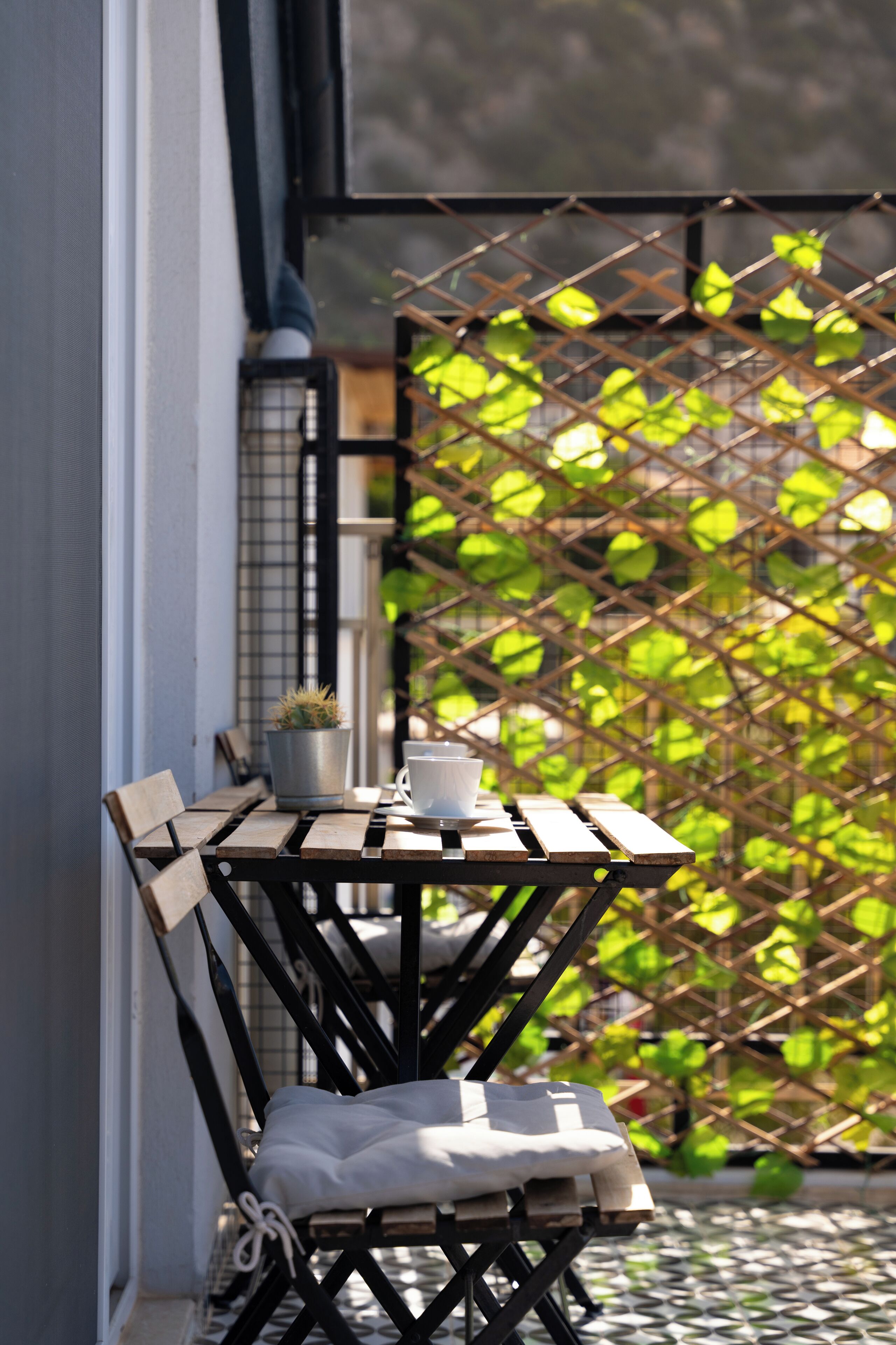 standard studio suite, partial sea view | terrace/patio