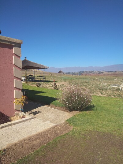 Twilight breeze lodge