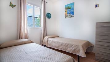 3 Schlafzimmer, Bügeleisen/Bügelbrett, Reisekinderbett