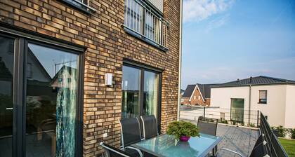 Apartment by Janzen (E)