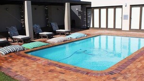 Outdoor pool - Bibi's at Langebaan Golf Estate (Langebaan)