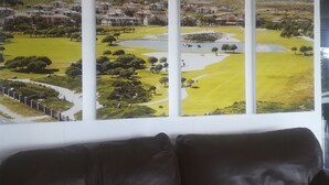 House, 3 Bedrooms | Room amenity - Bibi's at Langebaan Golf Estate (Langebaan)