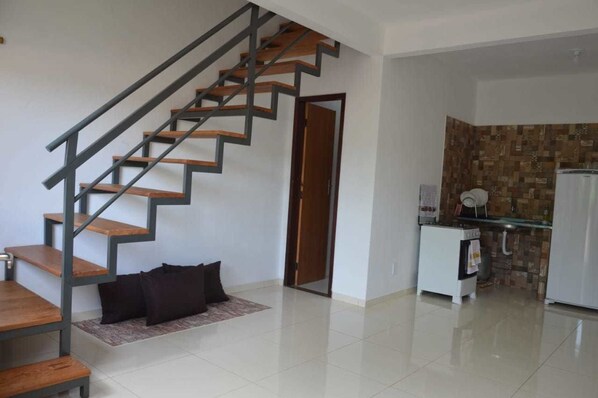 House, Garden View | Private kitchen | Full-sized fridge, microwave, oven, stovetop