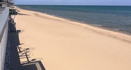 Steps away to sub sugar sandy beach - sleeps 6