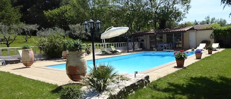 Piscine extérieure