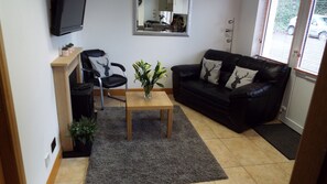 Interior - Bayhead Flat 14D - at the heart of Stornoway (Stornoway)